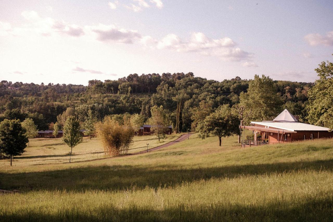 Slow Village Seveilles Valades Exterior photo